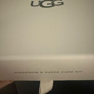 UGG Sheepskin & Suede Care Kit